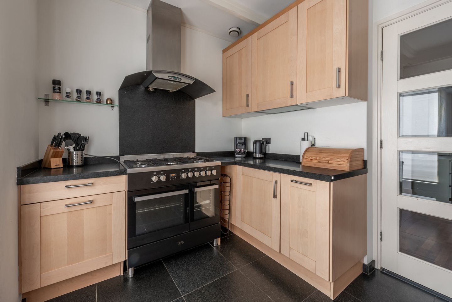 Foto 4 van Tienwoningenweg 13