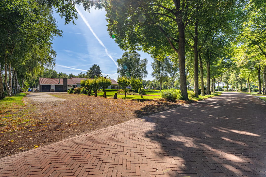 Photo 8 of Dorpsstraat 135