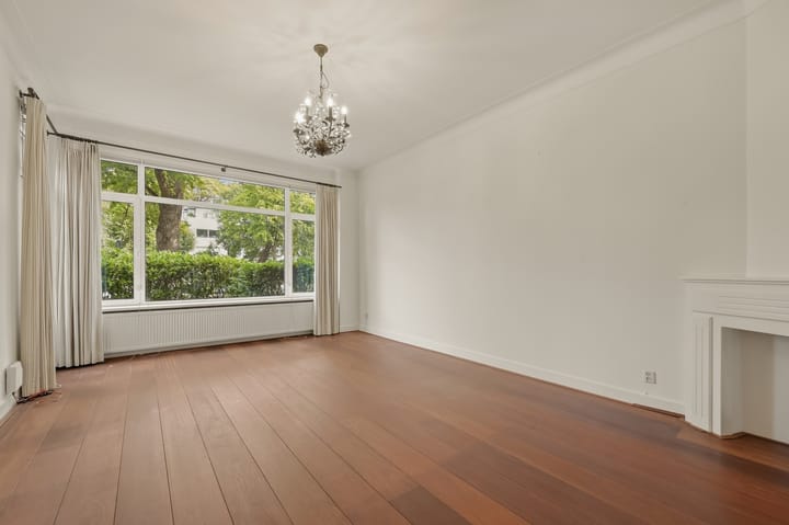 Hoekwoning te koop: Van Alkemadelaan 348, 'S-Gravenhage