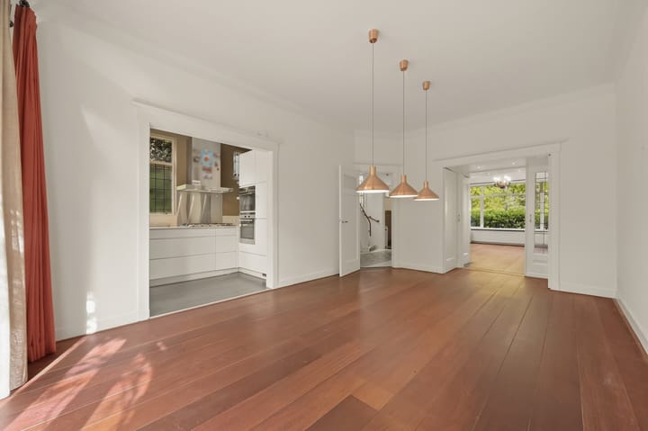 Hoekwoning te koop: Van Alkemadelaan 348, 'S-Gravenhage