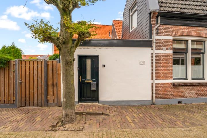 Foto 2 van Emmastraat 2