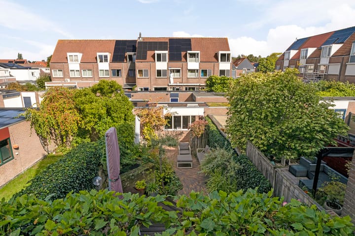 Tussenwoning te koop: Hyacintenveld 47, Bergen Op Zoom