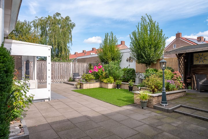 Hoekwoning te koop: Vackenordestraat 76, Elburg