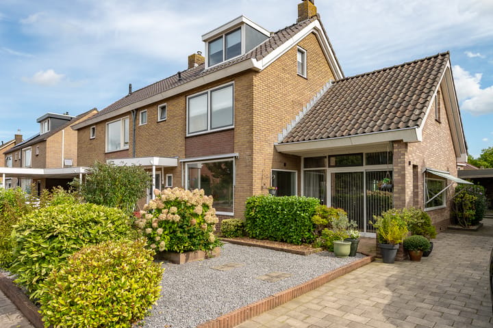 Hoekwoning te koop: Vackenordestraat 76, Elburg
