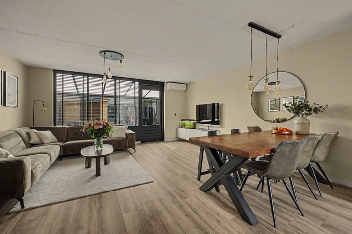 Tussenwoning te koop: Kogge 22, Brielle