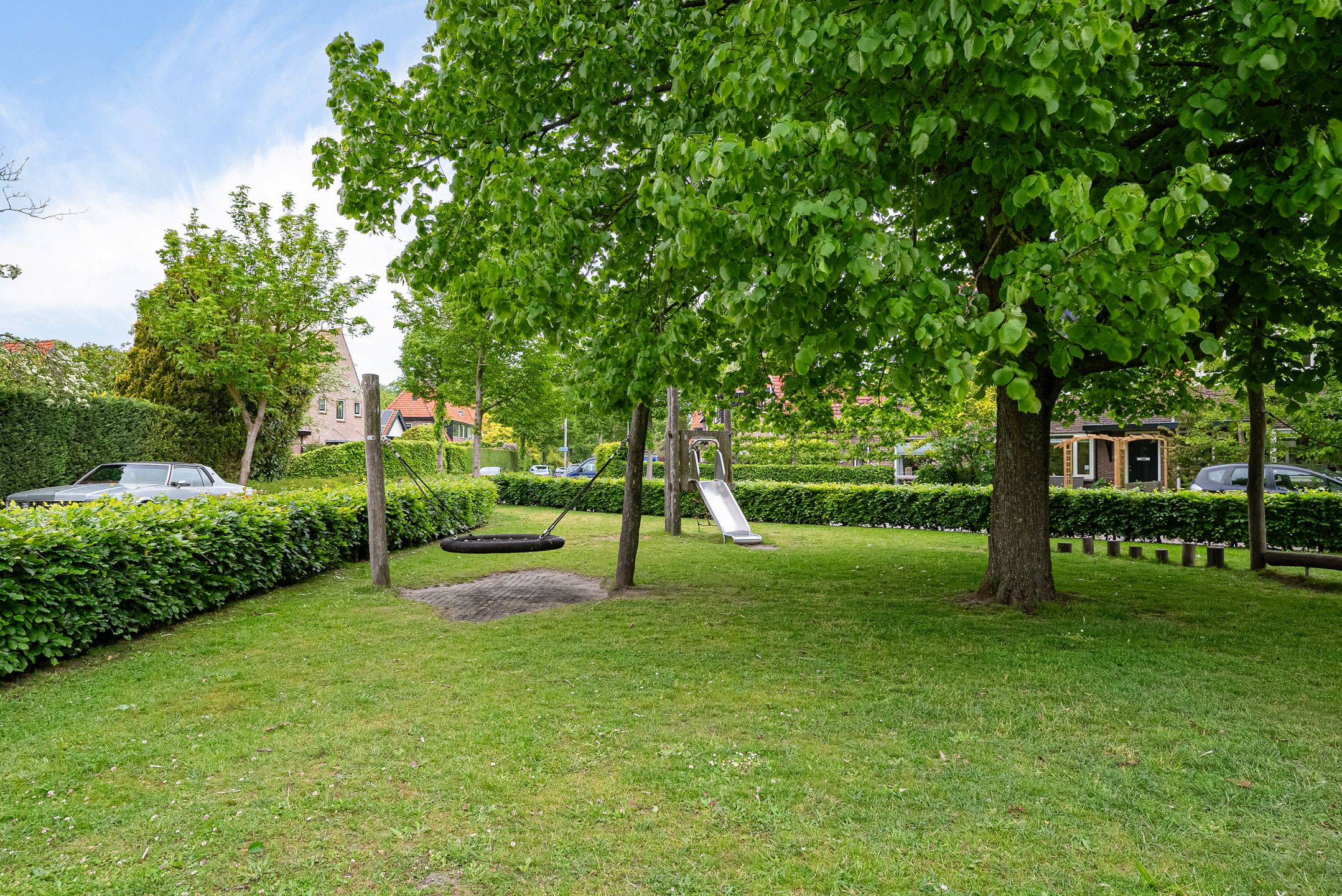 Photo 45 of Tuindorpweg 17