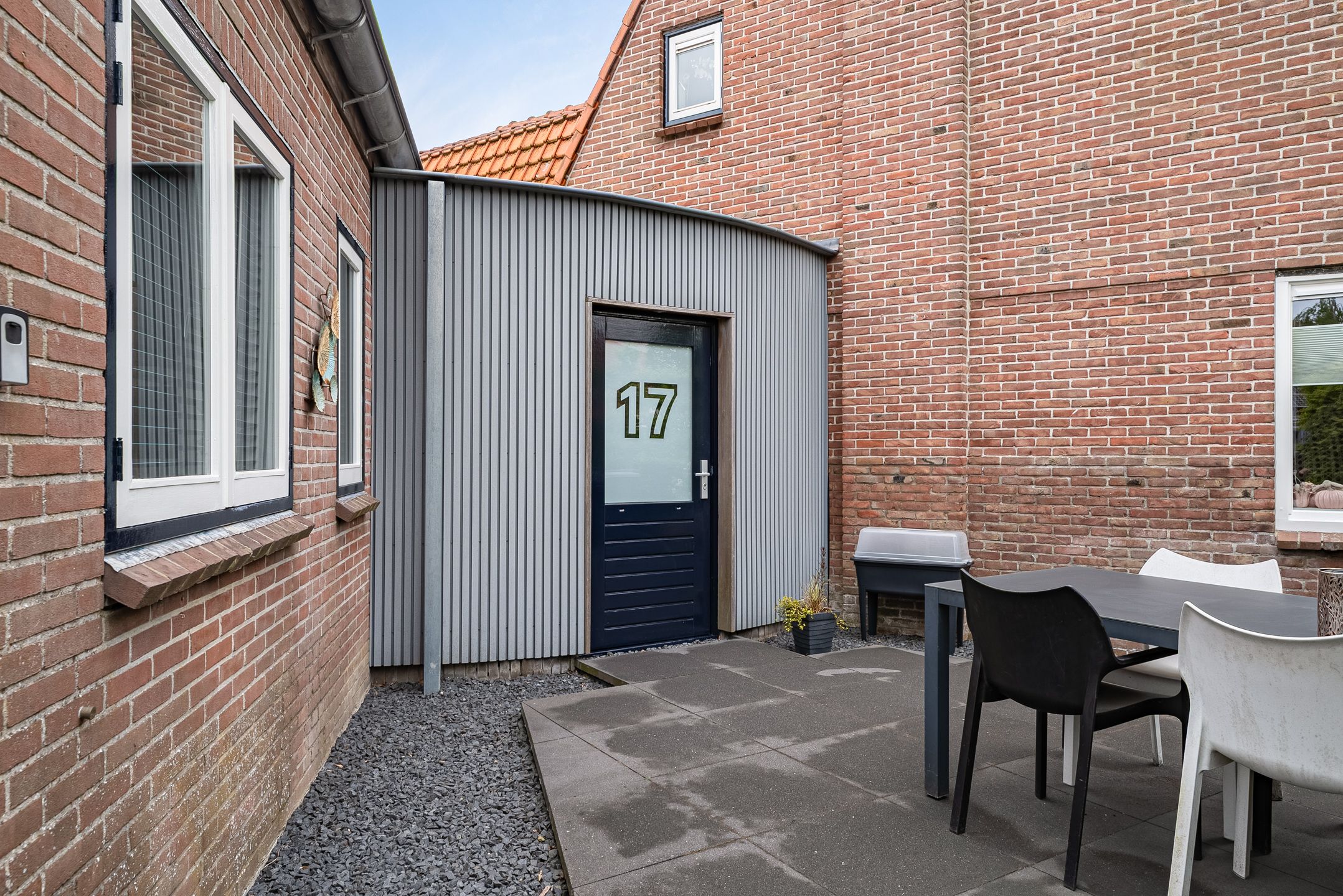 Photo 9 of Tuindorpweg 17