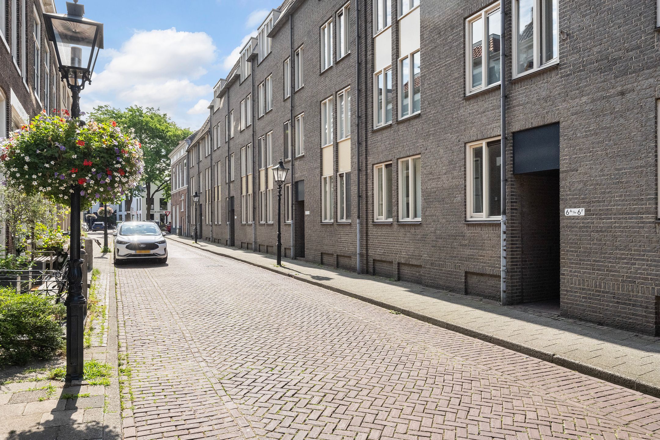 Photo 24 of Thorbeckegracht 4-G
