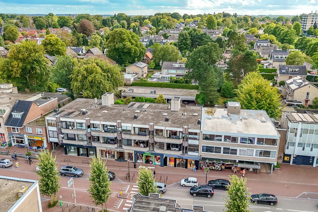 Photo 32 of van Weedestraat 77