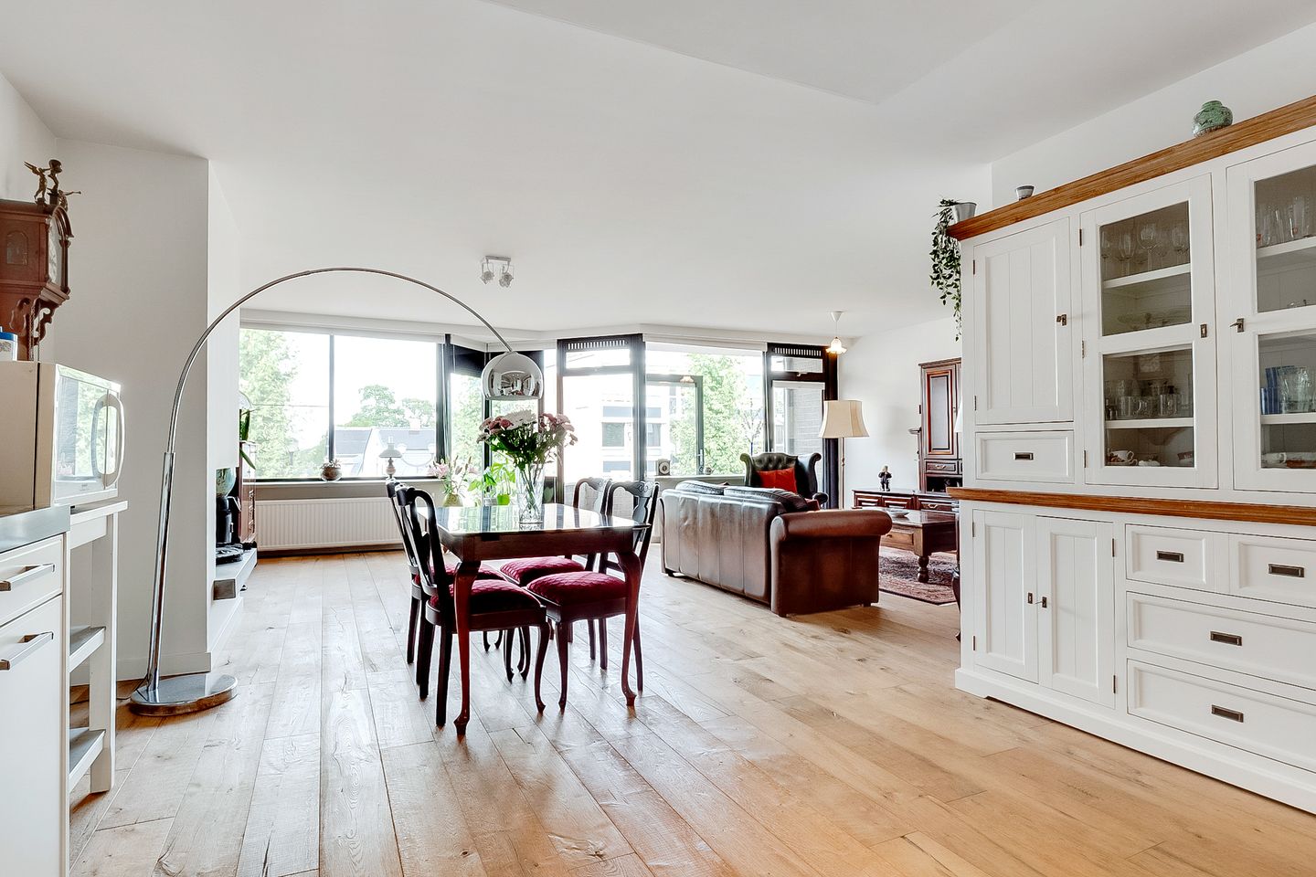 Photo 5 of van Weedestraat 77