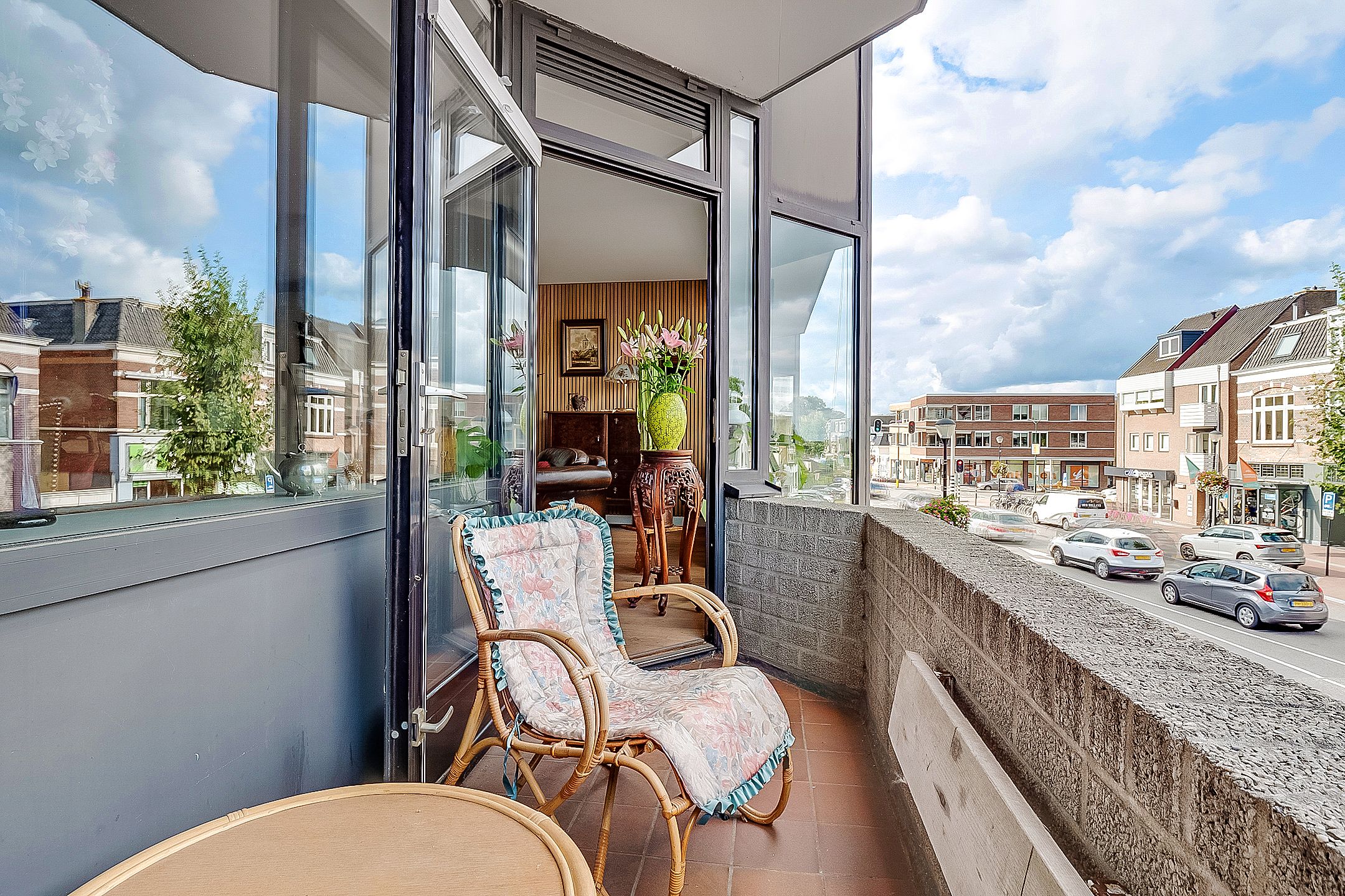Photo 15 of van Weedestraat 77