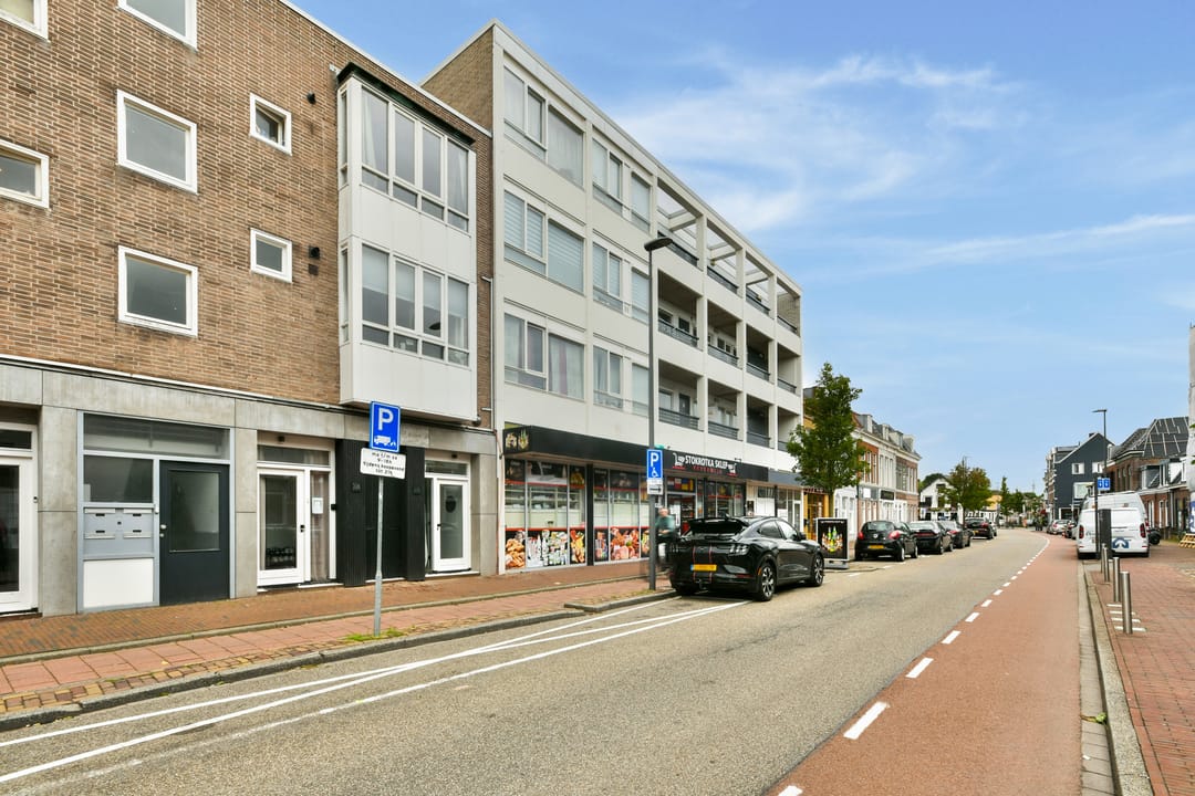 Photo 16 of Zeestraat 50-F