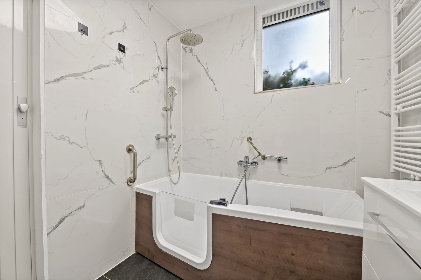 Photo 35 of Haagwinde 31
