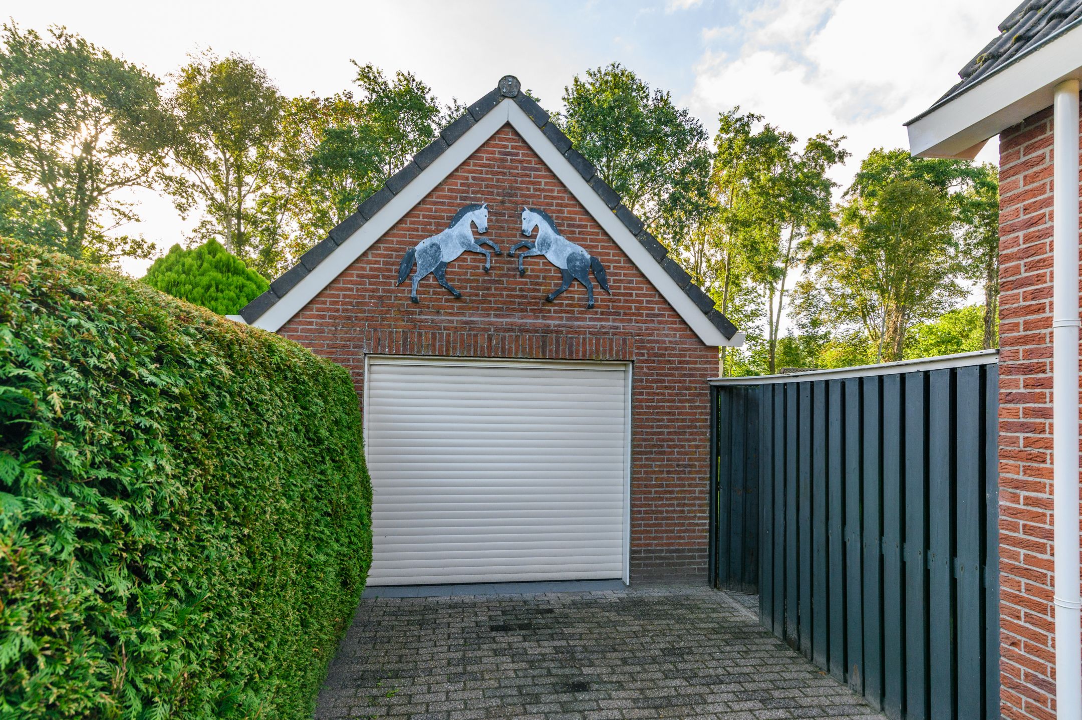 Photo 15 of Bramenstraat 8