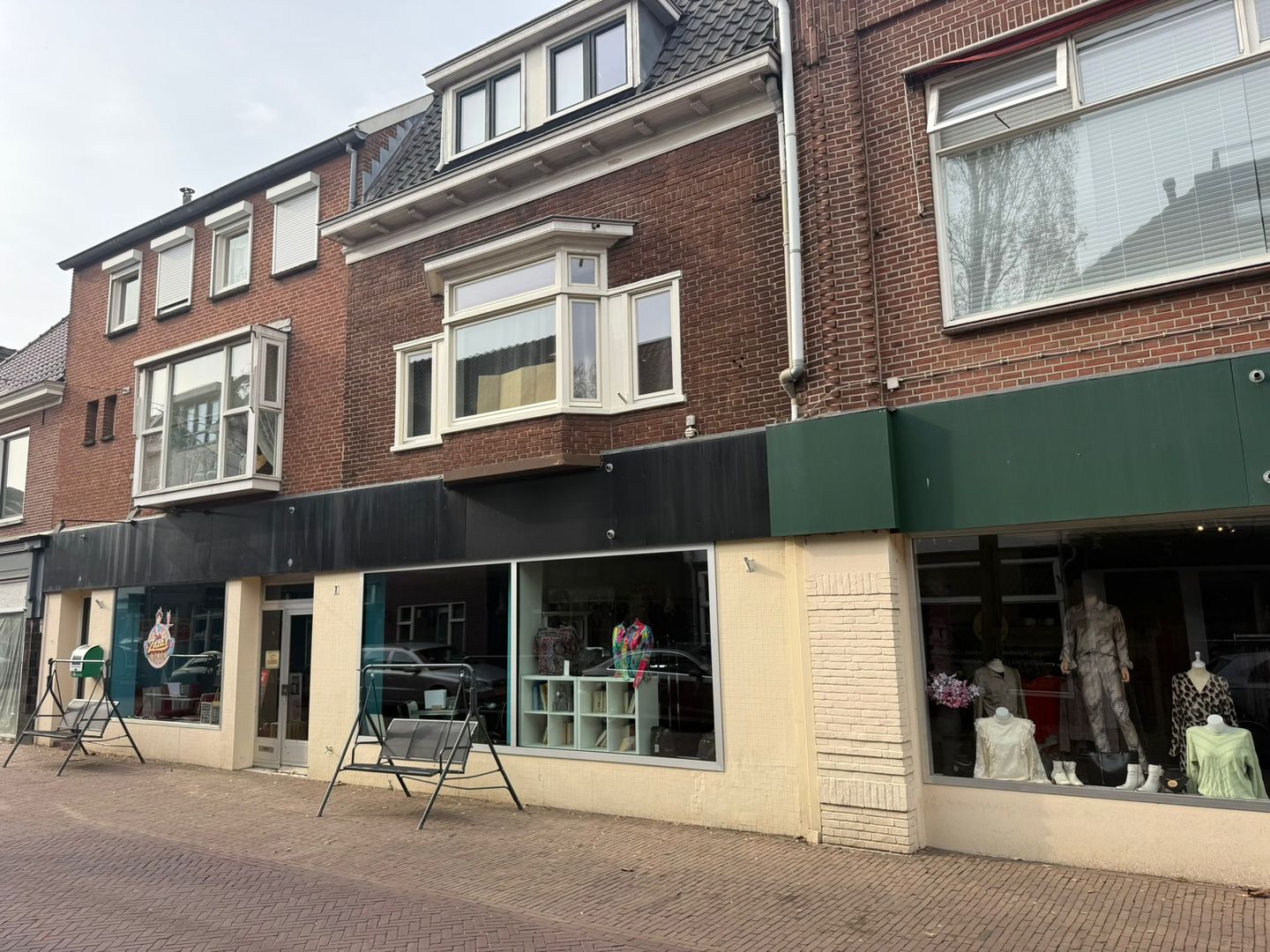 View photo 4 of Hoofdstraat 4