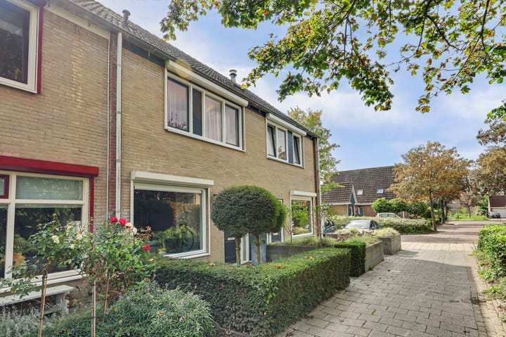 Foto 4 van Esdoornstraat 31