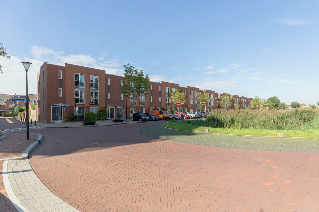 Photo 38 of Van der Vormhaven 55