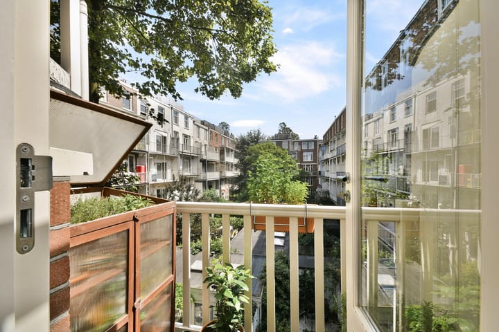 Foto 5 van Alberdingk Thijmstraat 15-2