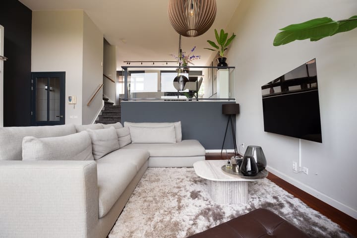 Tussenwoning te koop: Het Kanteel 32, Waalwijk