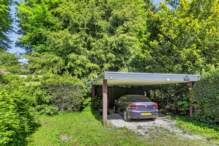 Vrijstaande woning te koop: Rozenlaantje 6, Laren (Nh)