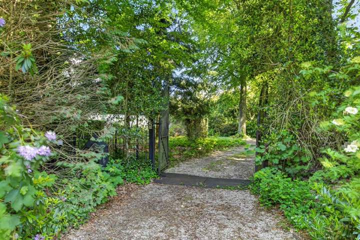 Vrijstaande woning te koop: Rozenlaantje 6, Laren (Nh)