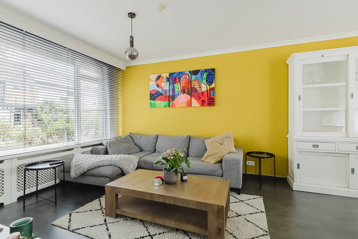 Tussenwoning te koop: Generaal Foulkesstraat 4, Ossendrecht