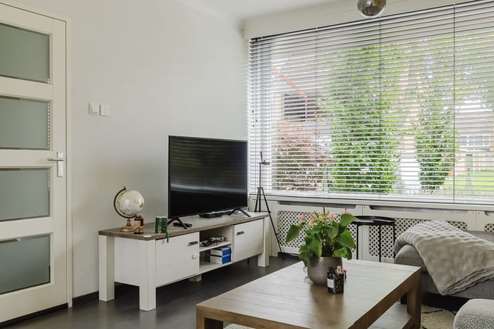 Tussenwoning te koop: Generaal Foulkesstraat 4, Ossendrecht