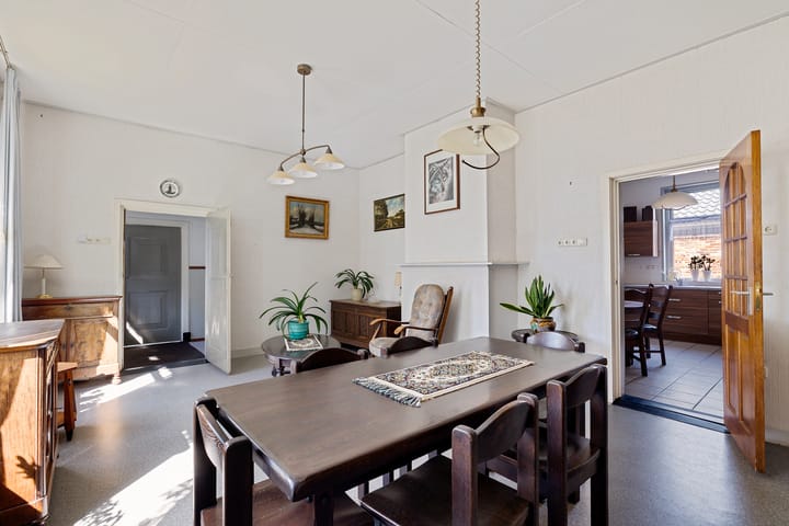 Vrijstaande woning te koop: Burg de Kockstraat 15, Oosterhesselen
