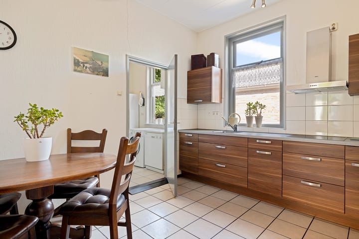 Vrijstaande woning te koop: Burg de Kockstraat 15, Oosterhesselen