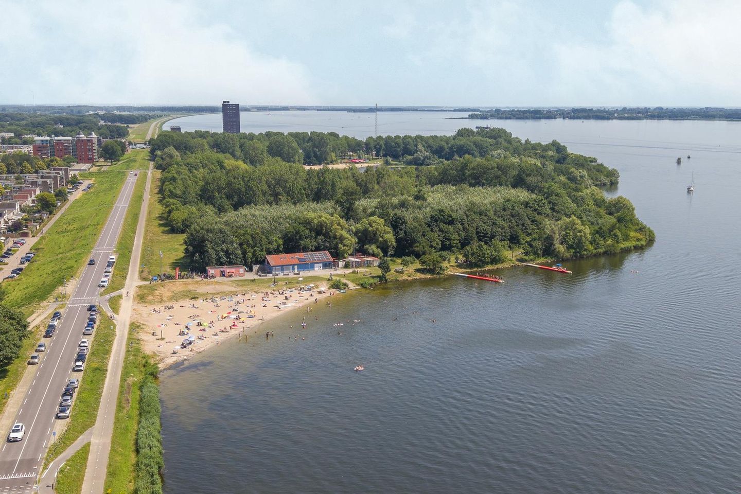 Foto 44 van Blikveldweg 19