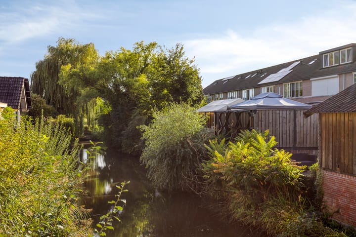 Tussenwoning te koop: Kruiningenstraat 100, Tilburg