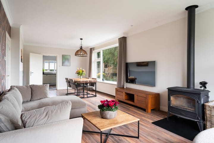 Vrijstaande woning te koop: Wateringseweg 63, Poeldijk