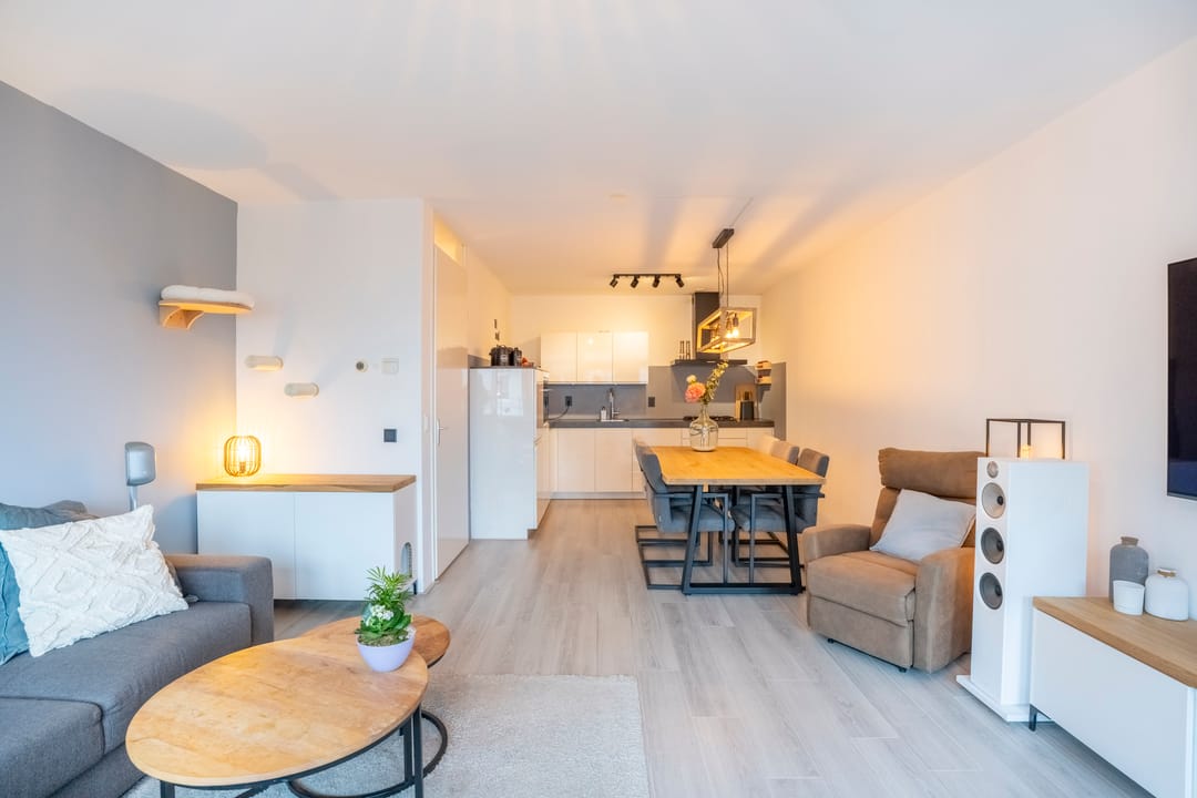 Photo 8 of De Klok 542
