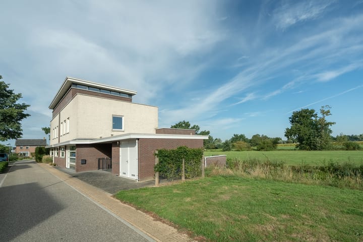 Twee-onder-één-kap te koop: Pad van Witte Veder 13, Wageningen