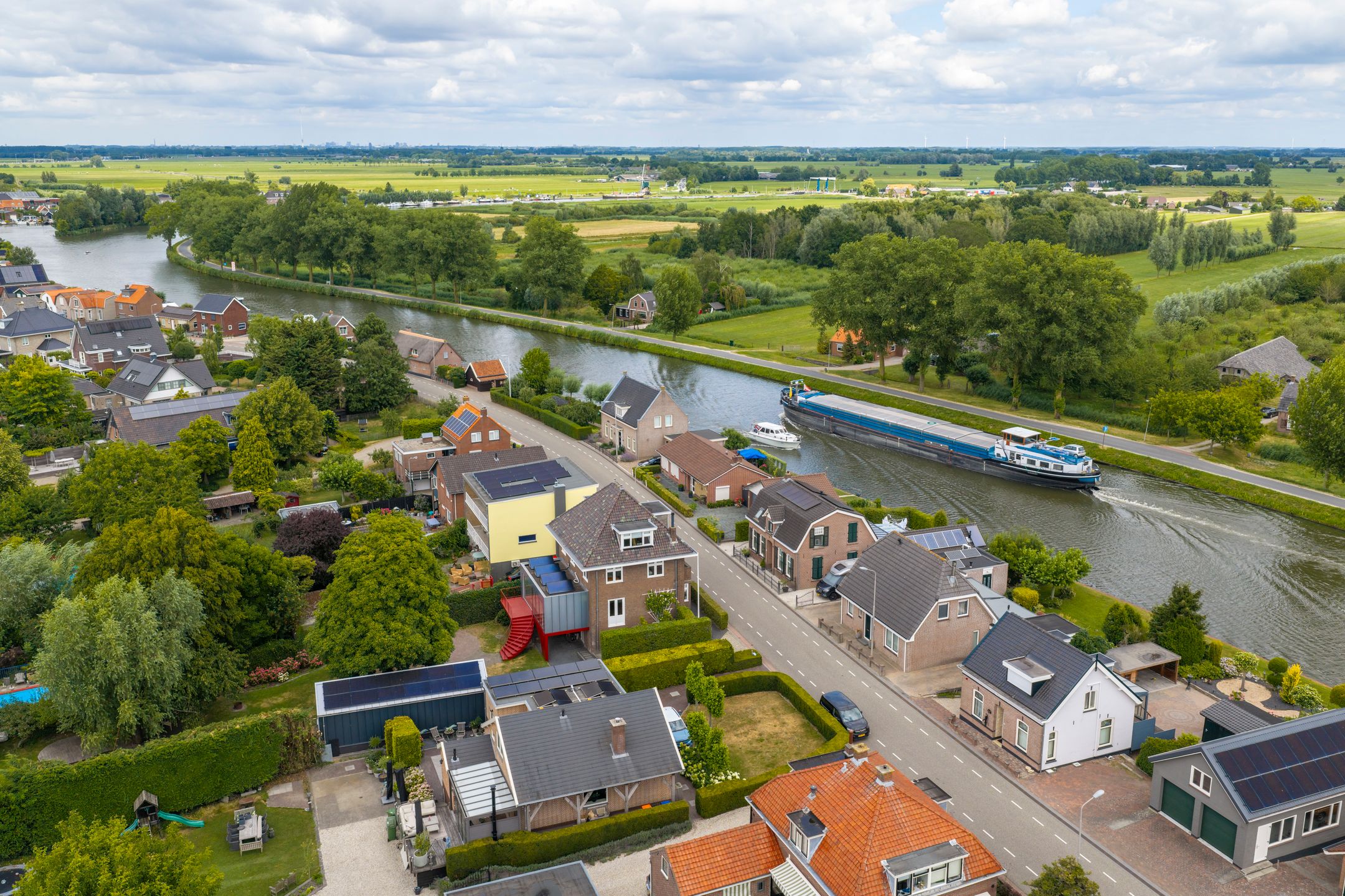 Photo 78 of Bazeldijk 12