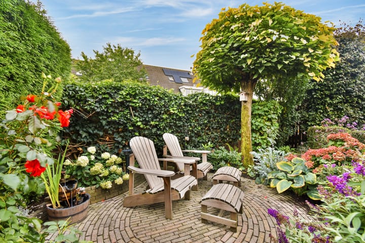 Twee-onder-één-kap te koop: Molen 't Hert 23, Rhoon