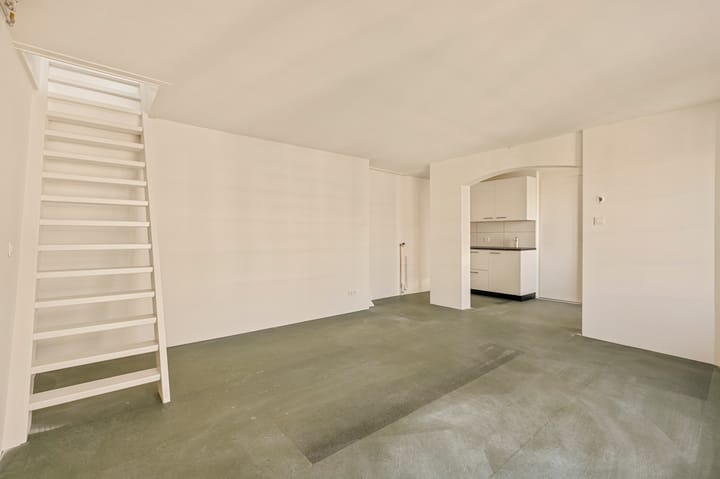 Studio te koop: Stadionkade 160-4, Amsterdam