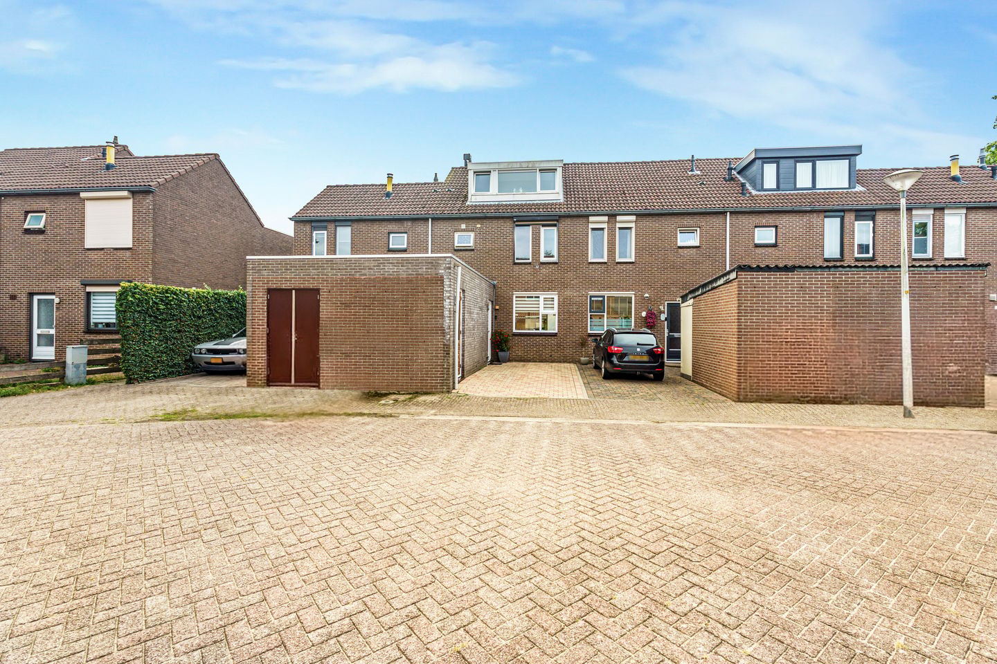 Foto 1 van Leeuwerikstraat 15