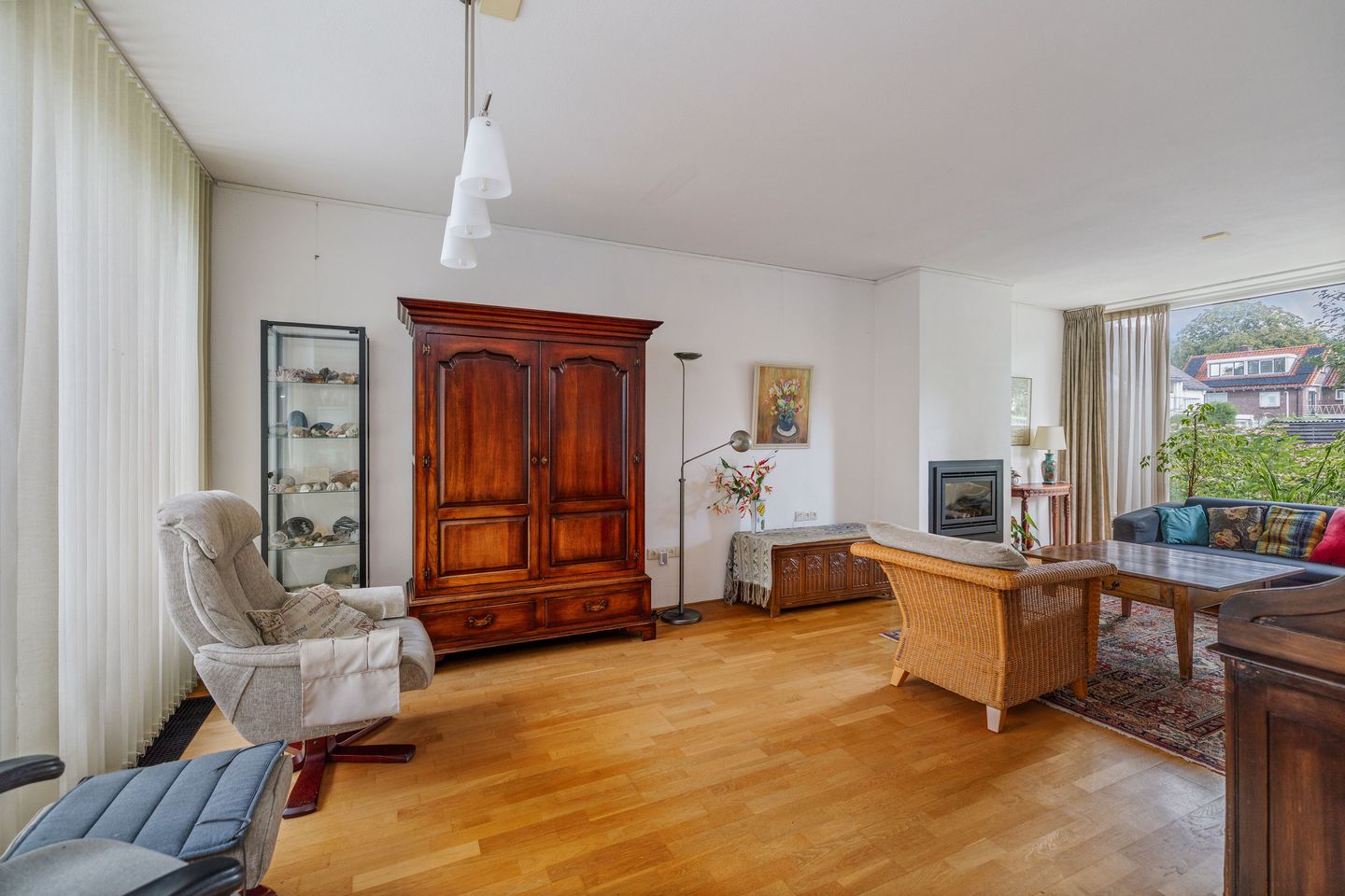 Photo 19 of Van Oldenielstraat 7