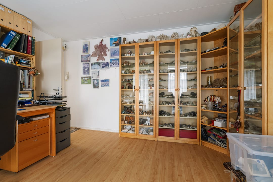 Photo 37 of Van Oldenielstraat 7