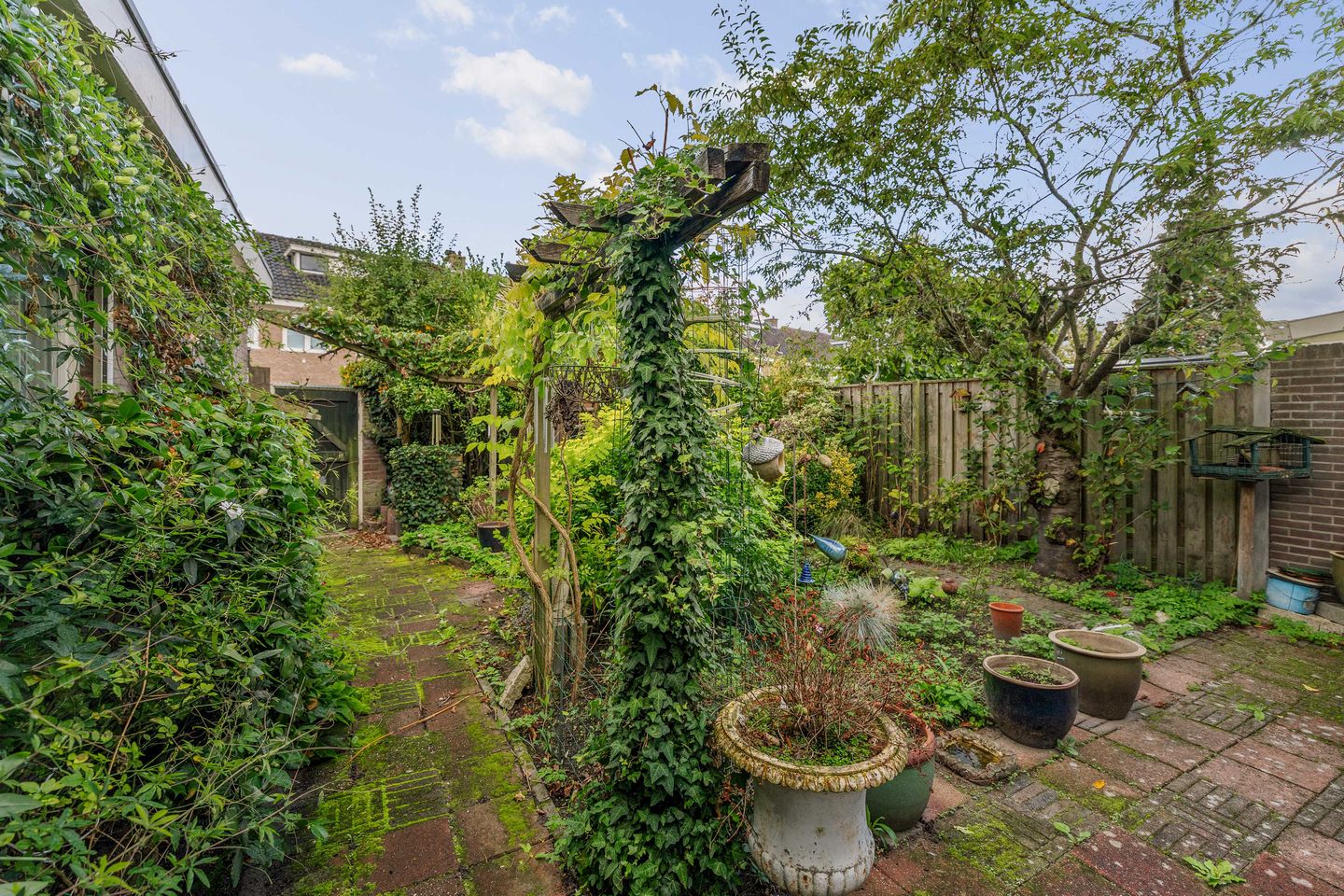 Photo 5 of Van Oldenielstraat 7