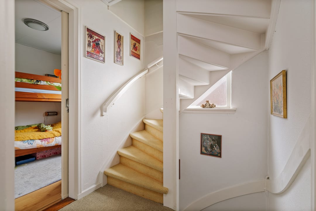 Photo 43 of Van Oldenielstraat 7