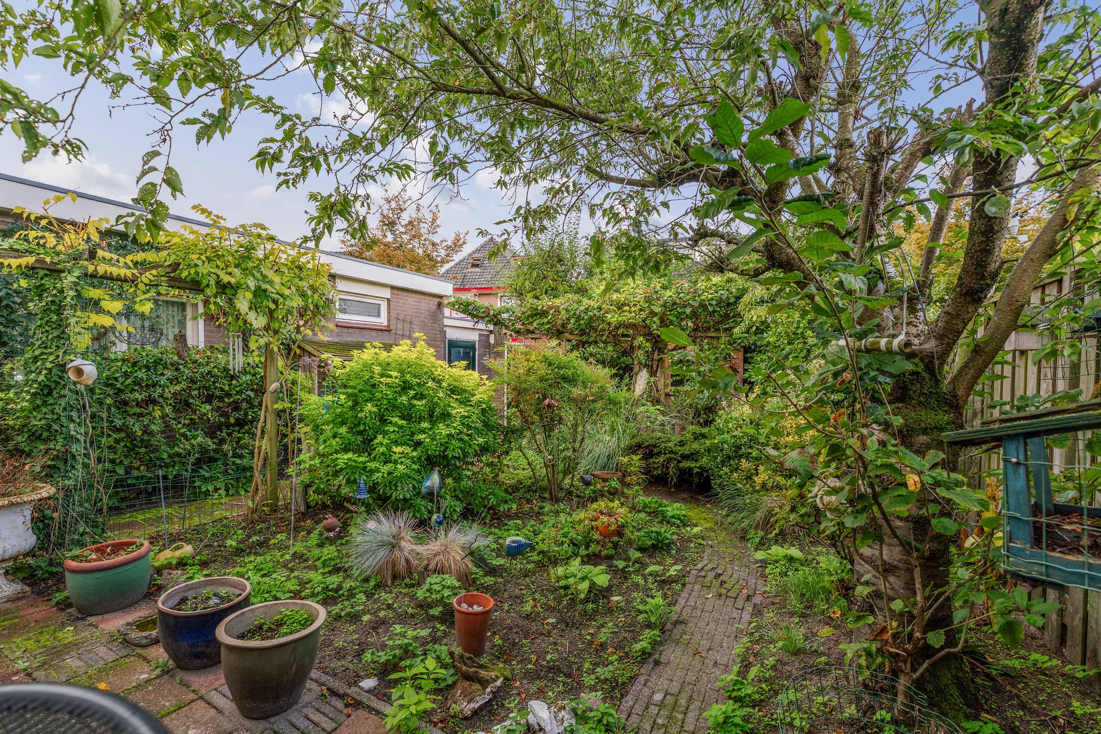 Photo 6 of Van Oldenielstraat 7