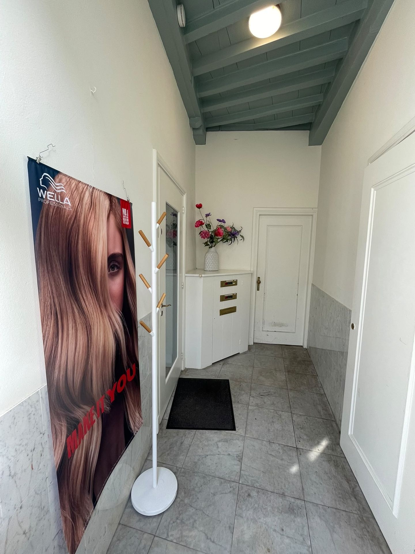 View photo 4 of Peperstraat 39
