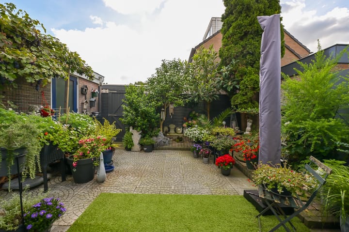 Tussenwoning te koop: Braillestraat 7, Krommenie