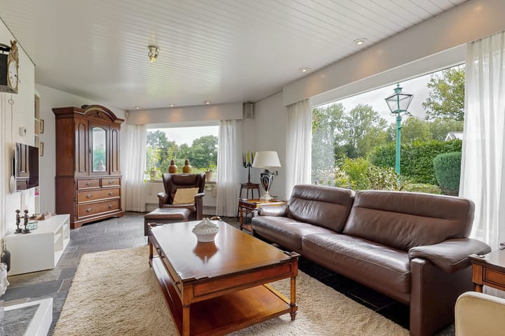 Hoekwoning te koop: Fluitekruidzoom 36, Leiderdorp