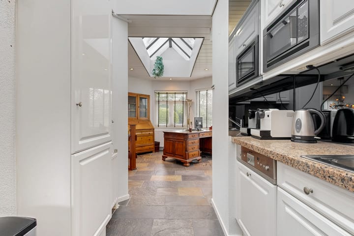 Hoekwoning te koop: Fluitekruidzoom 36, Leiderdorp