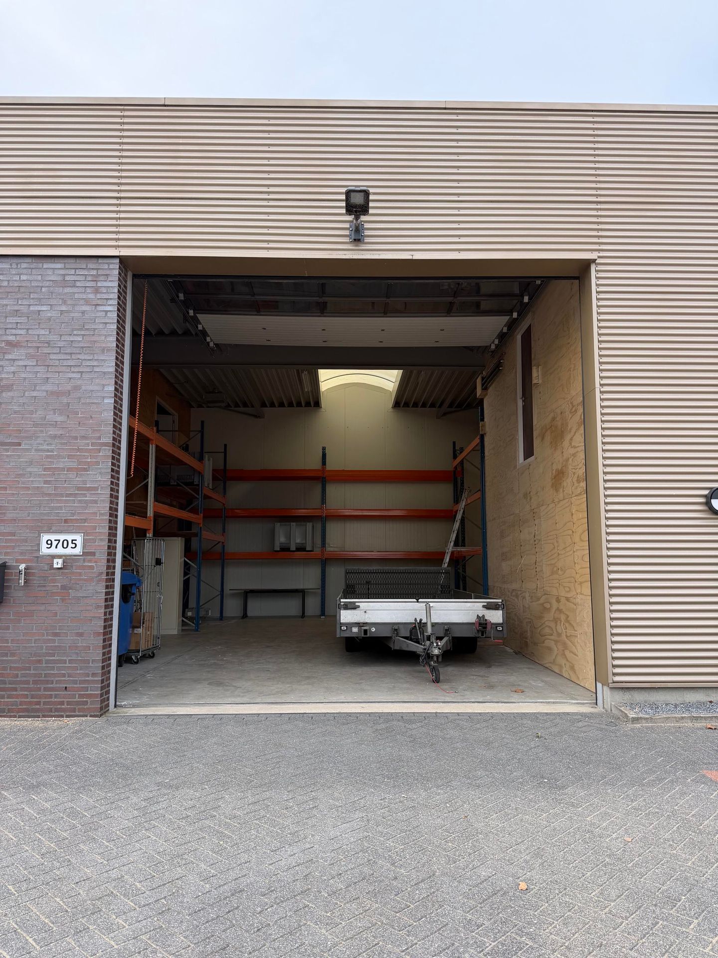 Bekijk foto 2 van Solvayweg 7