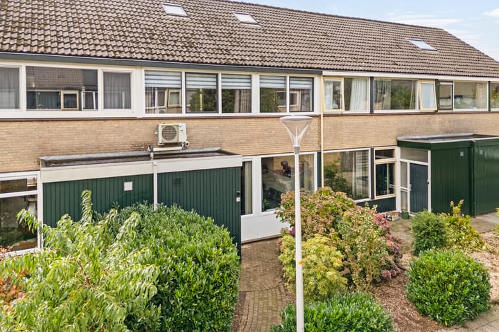 Tussenwoning te koop: Waardeel 59, Steenwijk