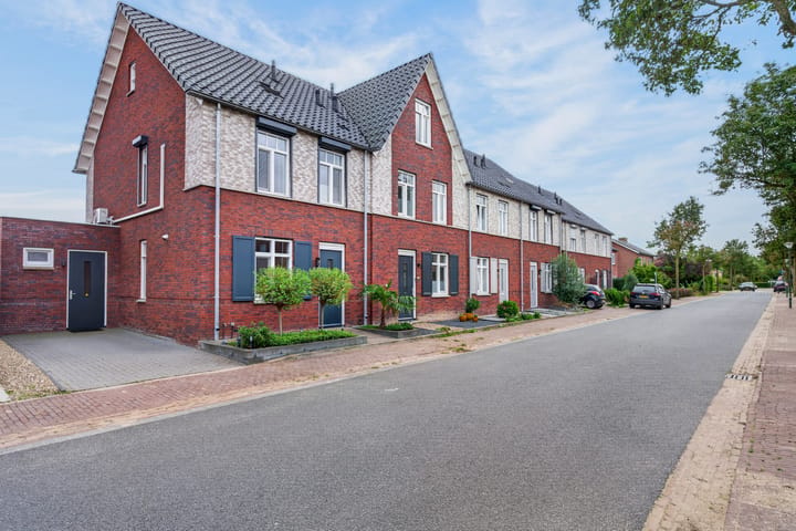 Foto 4 van Vivellihof 10